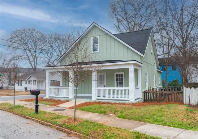 2nd image of 3136 E Point St, Atlanta, GA 30344 | MLS# 7700906