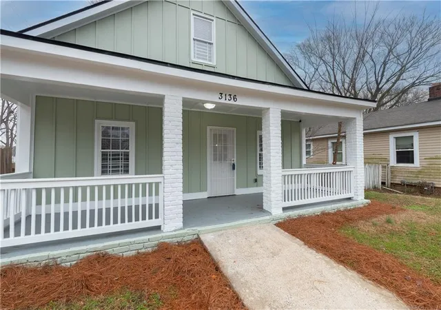 3rd image of 3136 E Point St, Atlanta, GA 30344 | MLS# 7700906