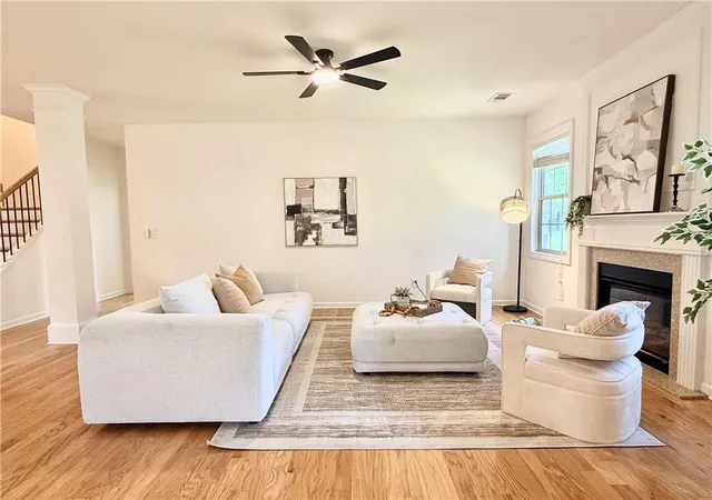 Photo 4 of Single family home for sale at 582 Walkers Ln, Johns Creek, GA 30097 | MLS# 7826021 | Listing updated on 2026-09-13