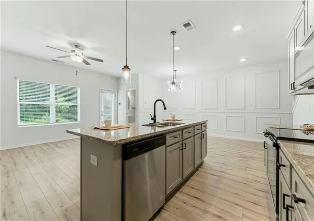 5th image of 7492 Knoll Hollow Rd, Lithonia, GA 30058 | MLS# 7790936