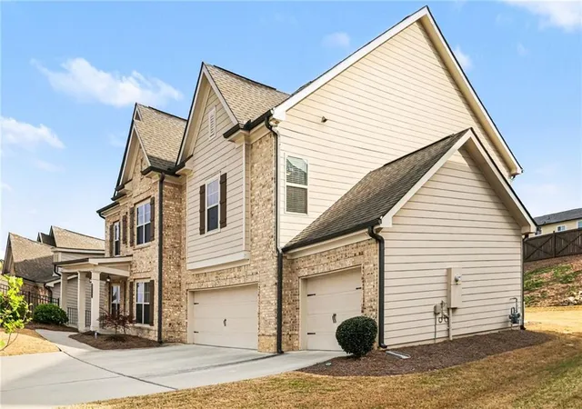 Photo 4 of Single family home for sale at 2960 Hampton Grv Tr, Dacula, GA 30019 | MLS# 7821684 | Listing updated on 2026-10-29