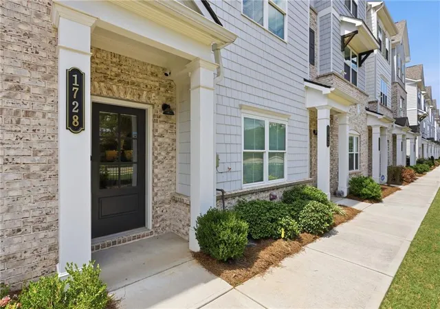 Photo 2 of Townhouse for sale at 1728 Evenstad Way, Smyrna, GA 30080 | MLS# 7817614 | Listing updated on 2026-08-23