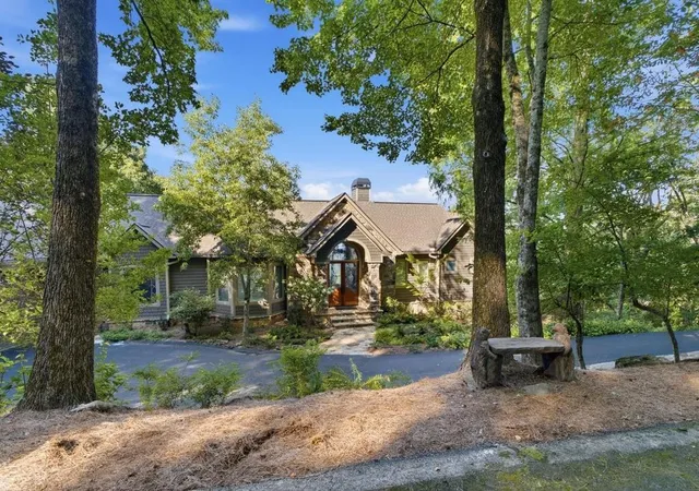 Photo 2 of Single family home for sale at 84 Fox Claw Knoll, Jasper, GA 30143 | MLS# 7805487 | Listing updated on 2026-08-01