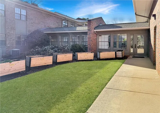Homes for sale in Atlanta, GA | 475 Mount Vernon Highway, Atlanta, GA 30328 | Houzeo