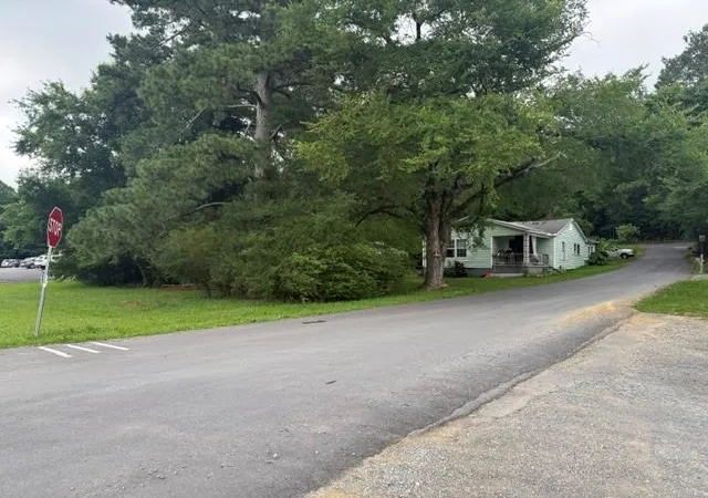 1st image of 1235 Us 41 N, Calhoun, GA 30701 | MLS# 7791378