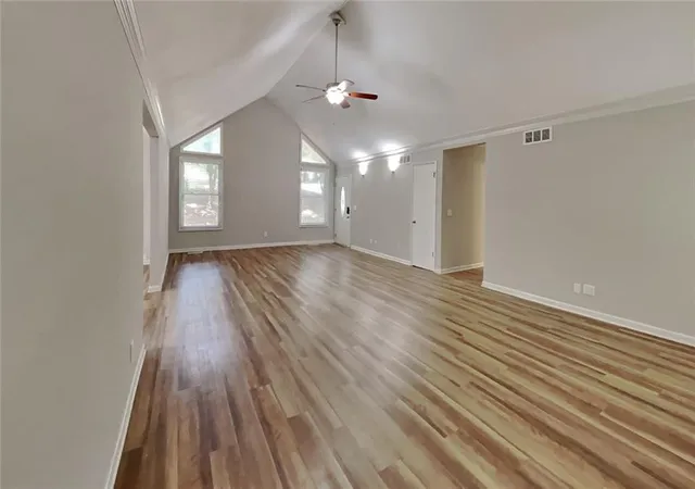 Photo 2 of Single family home for sale at 3346 Hickory Blf Dr, Marietta, GA 30062 | MLS# 7806388 | Listing updated on 2026-10-23