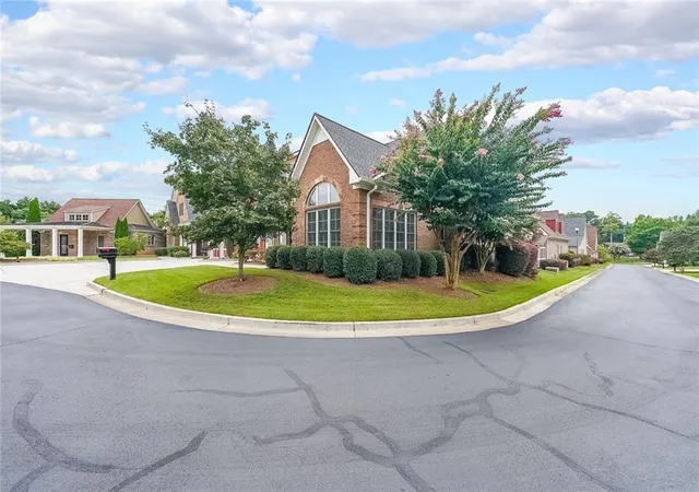 Listing Photo 4 - Condo for sale in building located at 2314 Sandy Oaks Dr, Marietta, GA 30066