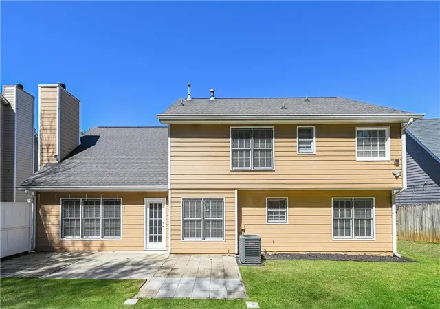 2nd image of 106 Emerald Ln, Hampton, GA 30228 | MLS# 7814531