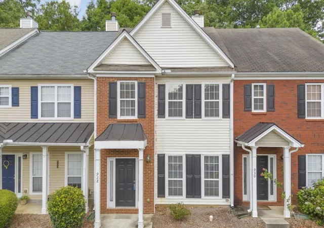 2nd image of 928 Tree Creek Blvd, Lawrenceville, GA 30043 | MLS# 7804667