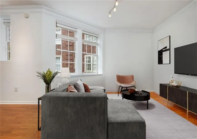 2nd image of 800 Peachtree St Ne #306, Atlanta, GA 30308 | MLS# 7825592