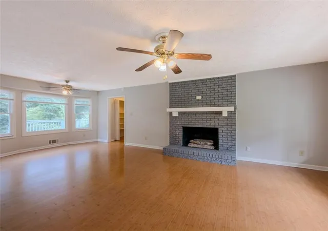 Photo 2 of Sale Pending at 2050 Abington Ln, Snellville, GA 30078 | MLS# 7821567 | Listing updated on 2026-09-23