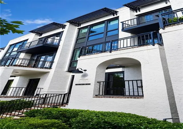 Homes for sale in Atlanta, GA | 2522 Appleden Pl #6, Atlanta, GA 30319 | MLS# 7790191