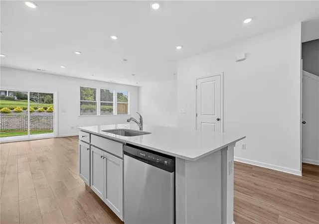 Photo 4 of Sale Pending at 546 E Rope Ml #25, Holly Springs, GA 30115 | MLS# 7812646 | Listing updated on 2026-09-15