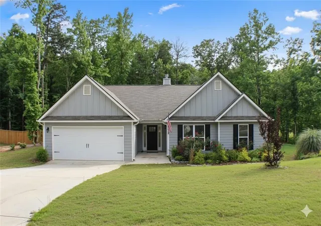 Homes for sale in Danielsville, GA | 99 Southwood Dr, Danielsville, GA 30633 | MLS# 7763654