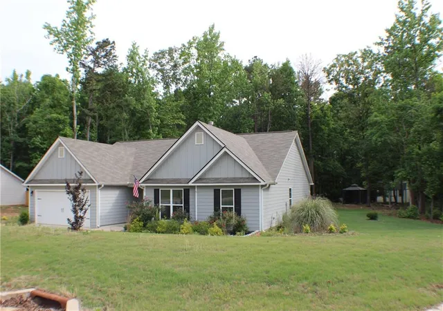 Homes for sale in Danielsville, GA | 99 Southwood Dr, Danielsville, GA 30633 | MLS# 7763654