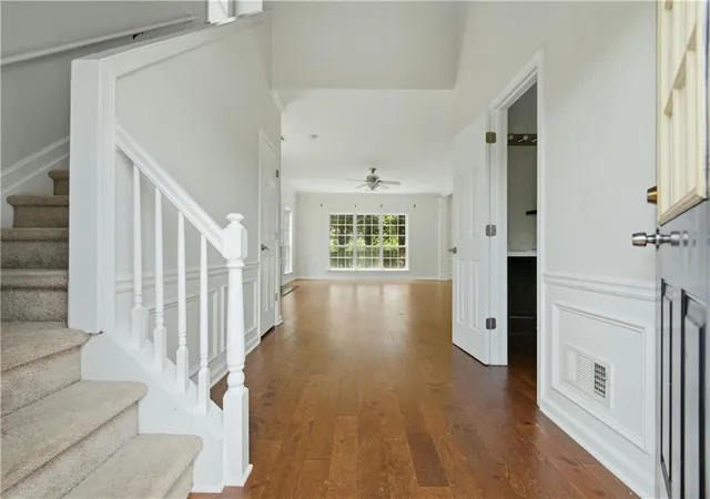 3rd image of 619 Lullingstone Dr Se, Marietta, GA 30067 | MLS# 7780838