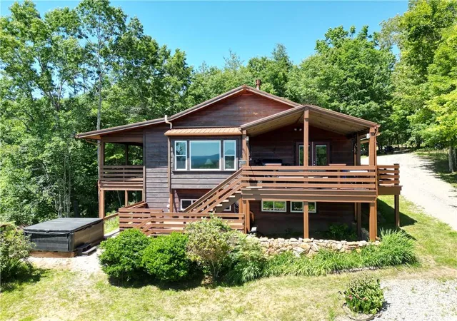 3rd image of 32 Ivey Ridge Rd, Suches, GA 30572 | MLS# 7782257