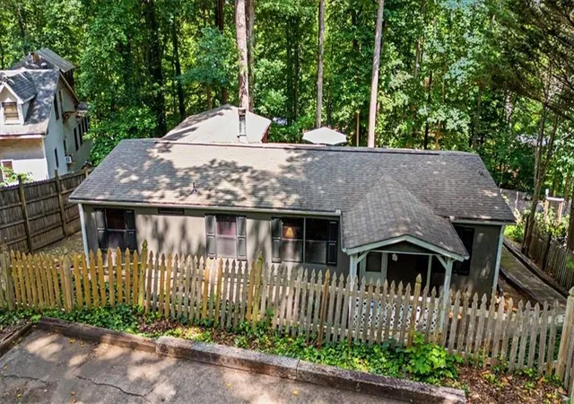 2nd image of 6695 Thunder Trl, Gainesville, GA 30506 | MLS# 7792126