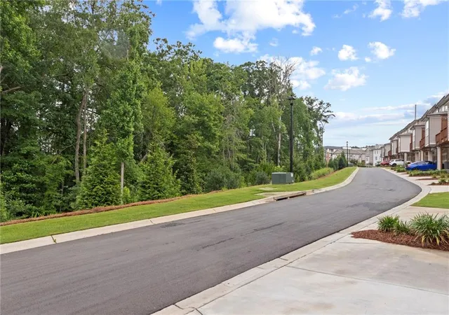 32nd image of 135 Basil St, Cumming, GA 30040 | MLS# 7785403