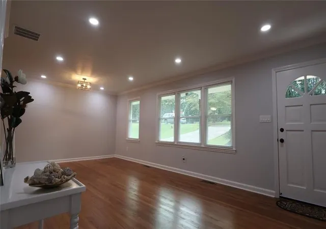Photo 4 of Sale Pending at 6815 Florence Dr, Lithia Springs, GA 30122 | MLS# 7820740 | Listing updated on 2026-09-10