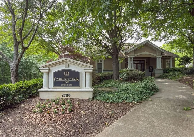 Homes for sale in Atlanta, GA | 2700 Pine Tree Road, Atlanta, GA 30324 | Houzeo