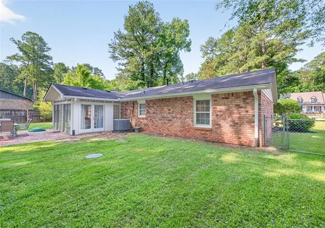 Homes for sale in Norcross, GA | 622 Oneta Dr, Norcross, GA 30093 | MLS# 7797243