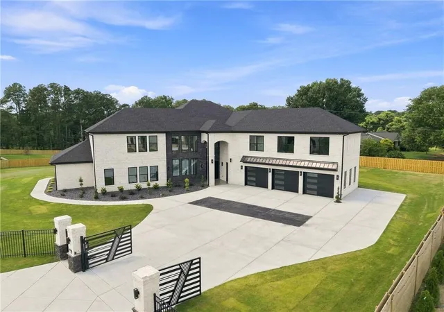 Photo 1 of Single family home for sale at 2722 Talley Ln, Buford, GA 30519 | MLS# 7822481 | Listing updated on 2026-09-19