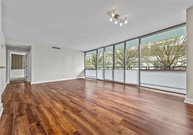 Photo 3 of Condo for sale at 700 Park Regency Pl NE #502, Atlanta, GA 30326 | MLS# 7774769 | Listing updated on 2026-08-14