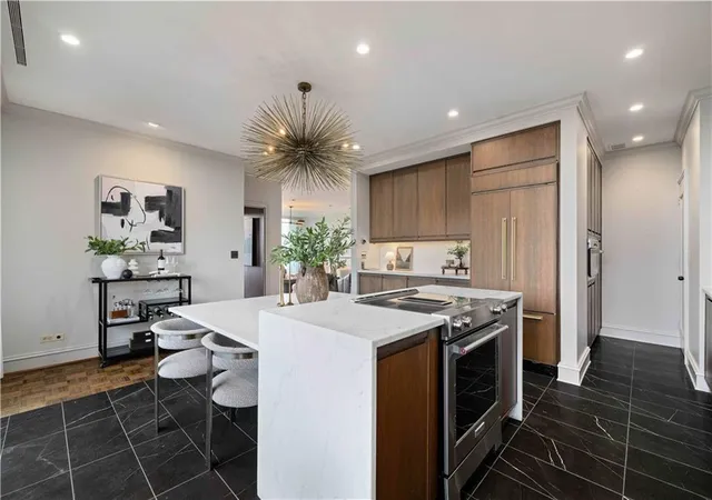 Photo 4 of Condo for sale at 2575 Peachtree Rd NE #12D, Atlanta, GA 30305 | MLS# 7795332 | Listing updated on 2026-09-08