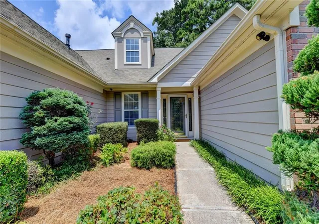 Photo 2 of Sale Pending at 4110 Idle Grass Pl, Cumming, GA 30041 | MLS# 7811359 | Listing updated on 2026-09-12