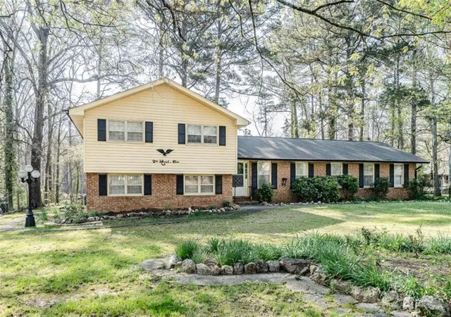 2nd image of 103 Rolling Oaks Dr, Rome, GA 30165 | MLS# 7748305