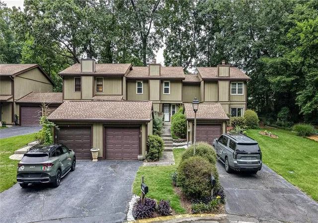 2nd image of 2657 Meadow Ct, Atlanta, GA 30341 | MLS# 7776714