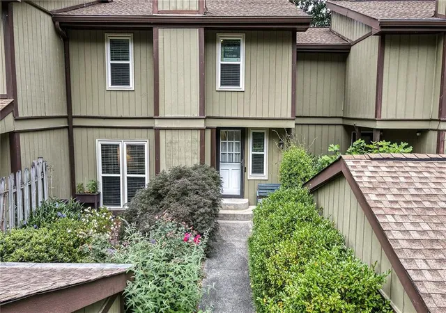 3rd image of 2657 Meadow Ct, Atlanta, GA 30341 | MLS# 7776714