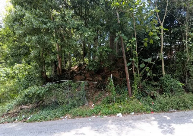 Photo 2 of Land for sale at 550 Pierce Ave Nw, Atlanta, GA 30318 | MLS# 7822370 | Listing updated on 2026-08-16