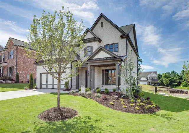 3rd image of 1803 Piney Bend Dr, Buford, GA 30518 | MLS# 7804437