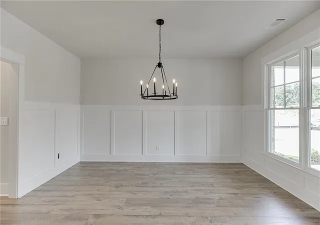 5th image of 1803 Piney Bend Dr, Buford, GA 30518 | MLS# 7804437