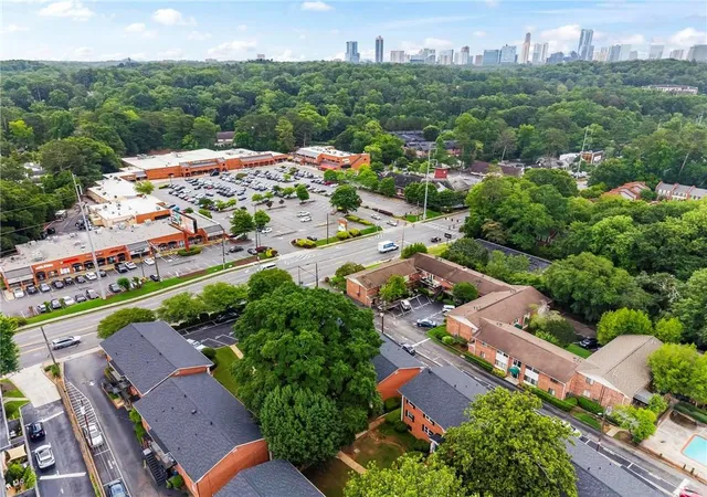 Homes for sale in Atlanta, GA | 4282 Roswell Rd Ne #B1, Atlanta, GA 30342 | MLS# 7791566