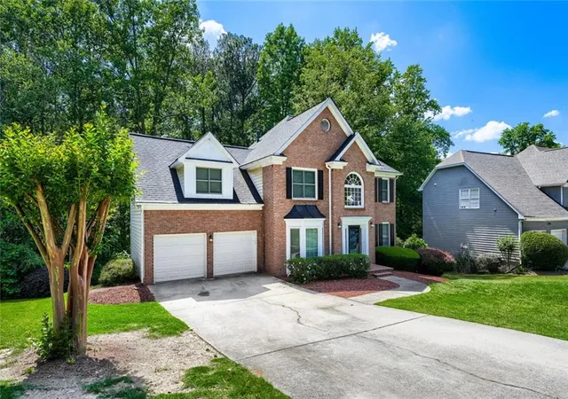 2nd image of 2110 Waters Ferry Dr, Lawrenceville, GA 30043 | MLS# 7755539