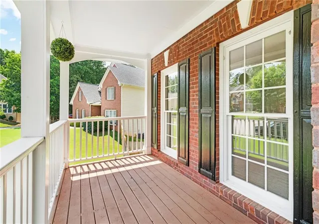 4th image of 5422 Pepperbush Ct, Sugar Hill, GA 30518 | MLS# 7718928