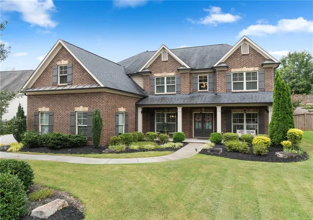 Photo 1 of Single family home for sale at 6910 Concord Brk Ln, Cumming, GA 30028 | MLS# 7817161 | Listing updated on 2026-08-31