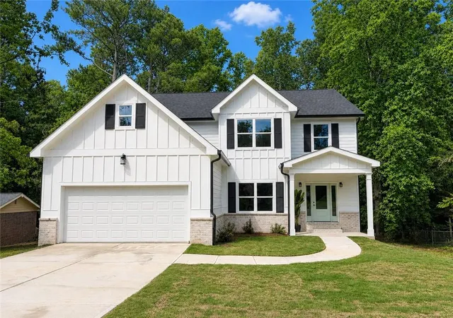Single family home for sale at 6104 Wandering Way, Norcross, GA 30093 | MLS# 7846454