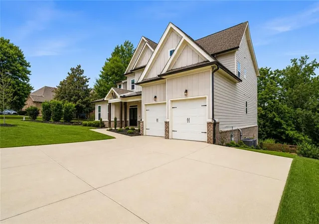 2nd image of 6 Brownwood Dr Se, Cartersville, GA 30120 | MLS# 7812931
