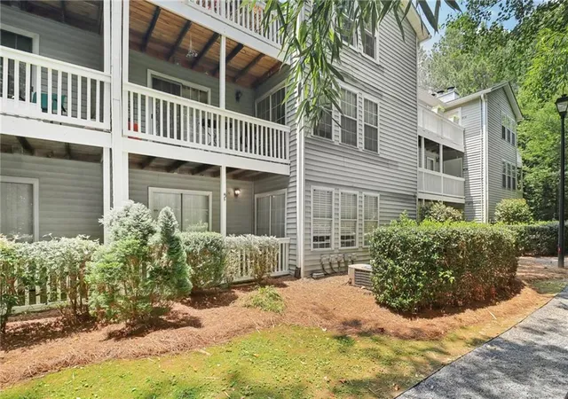 Photo 2 of Condo for sale at 1931 Brian Way, Decatur, GA 30033 | MLS# 7811446 | Listing updated on 2026-09-08