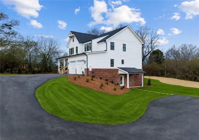 2nd image of 7615 Blacks Mill Rd, Dawsonville, GA 30534 | MLS# 7759627