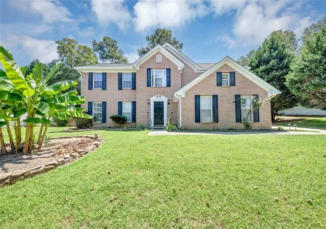 Homes for sale in Lawrenceville, GA | 415 Madison Chase Dr, Lawrenceville, GA 30045 | MLS# 7774895
