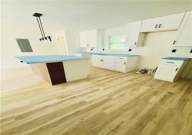 Photo 3 of Single family home for sale at 1101 Isa Dr Se, Atlanta, GA 30315 | MLS# 7825910 | Listing updated on 2026-10-29
