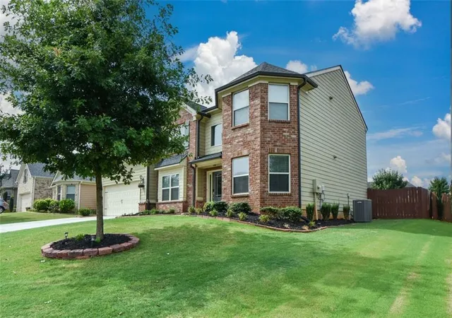Photo 2 of Single family home for sale at 4675 Orchard View Way, Cumming, GA 30028 | MLS# 7809510 | Listing updated on 2026-09-12
