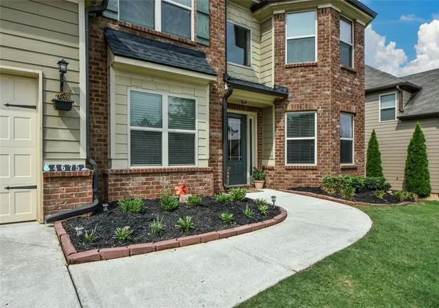 Photo 3 of Single family home for sale at 4675 Orchard View Way, Cumming, GA 30028 | MLS# 7809510 | Listing updated on 2026-09-12