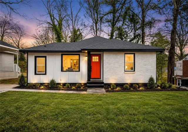 Photo 1 of Single family home for sale at 641 Hamilton E Holmes Dr Nw, Atlanta, GA 30318 | MLS# 7807350 | Listing updated on 2026-10-30