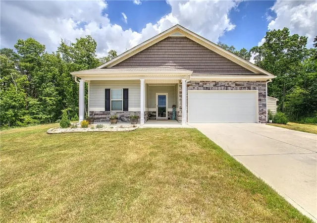 Homes for sale in Rockmart, GA | 134 Caseys Ridge Rd, Rockmart, GA 30153 | MLS# 7803500